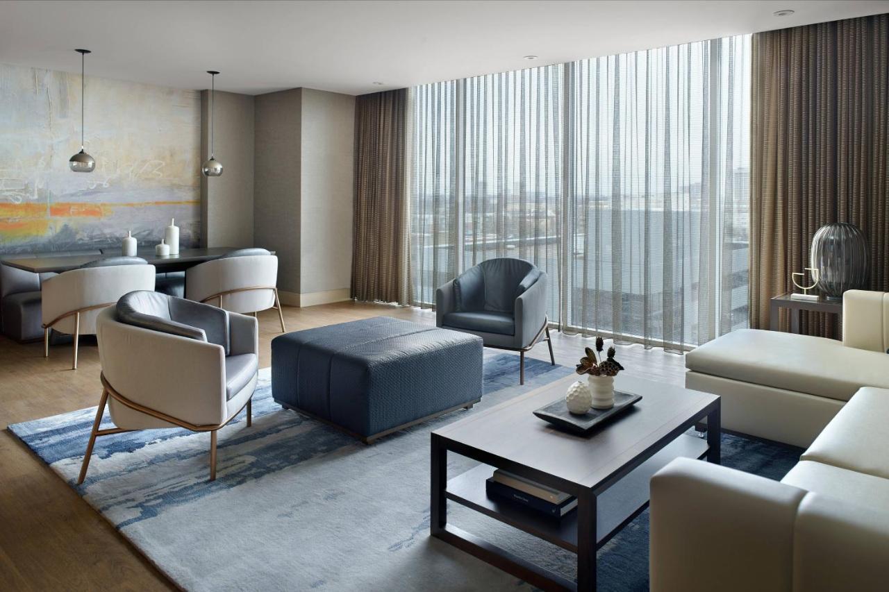 Lexington Marriott City Center Bagian luar foto
